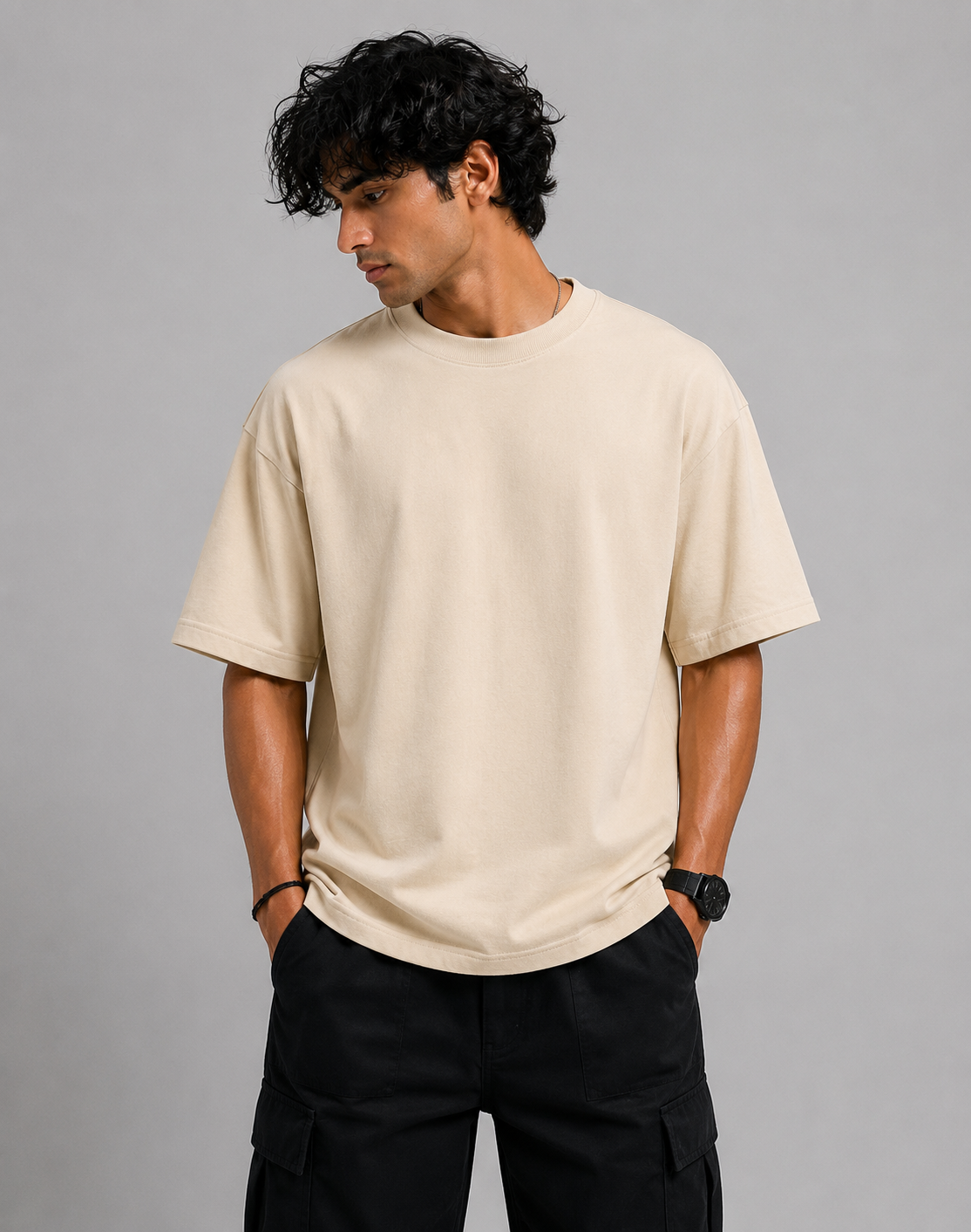 RELAXED FIT OVERSIZED T-SHIRT
