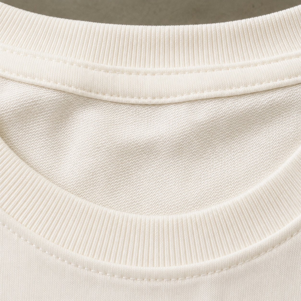RELAXED FIT OVERSIZED T-SHIRT