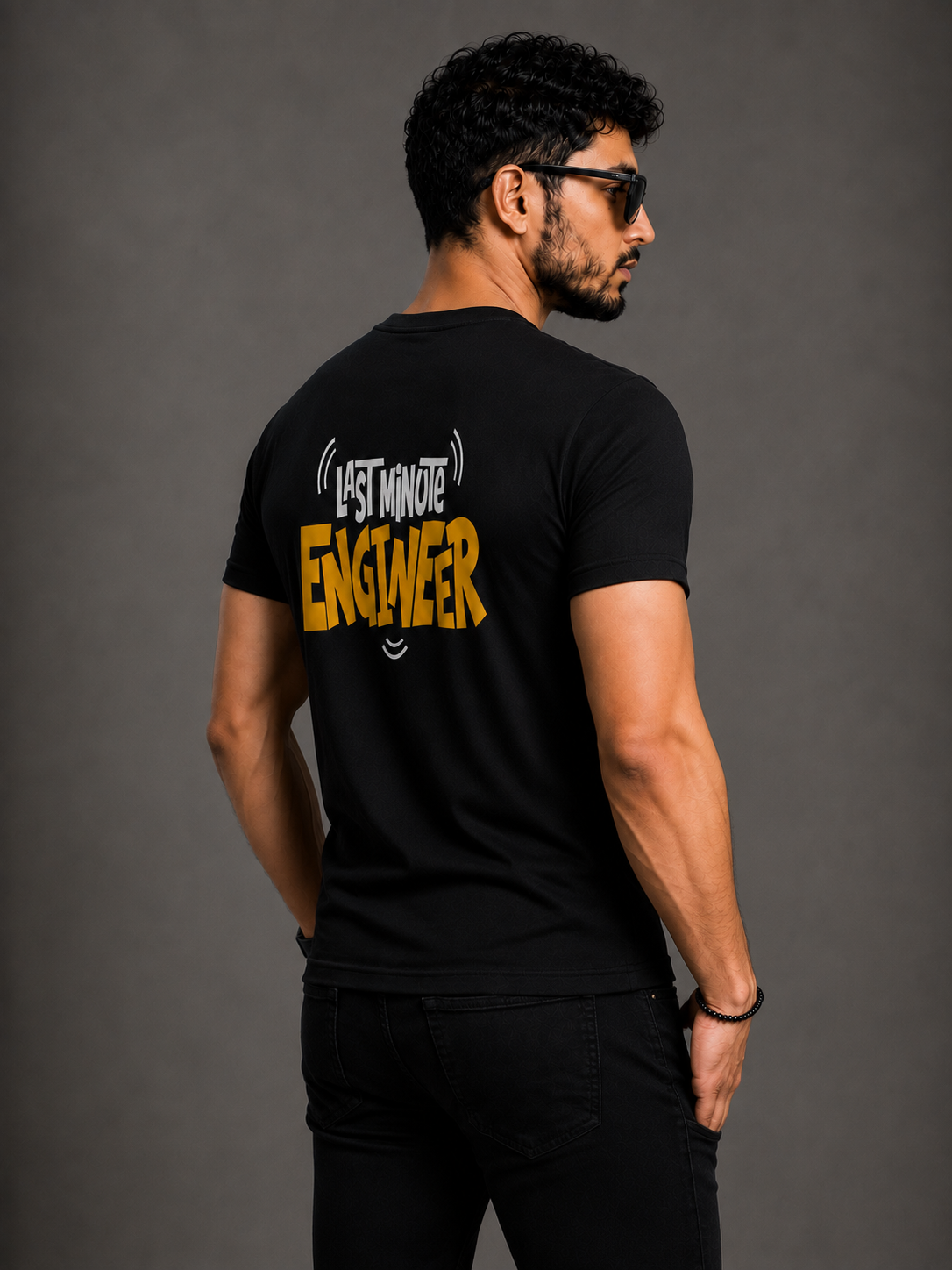 RELAXED SLIM FIT T-SHIRT